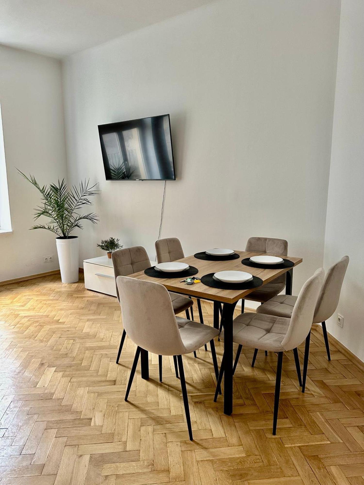 Selected Apartments By Market Square Cracovia Exterior foto
