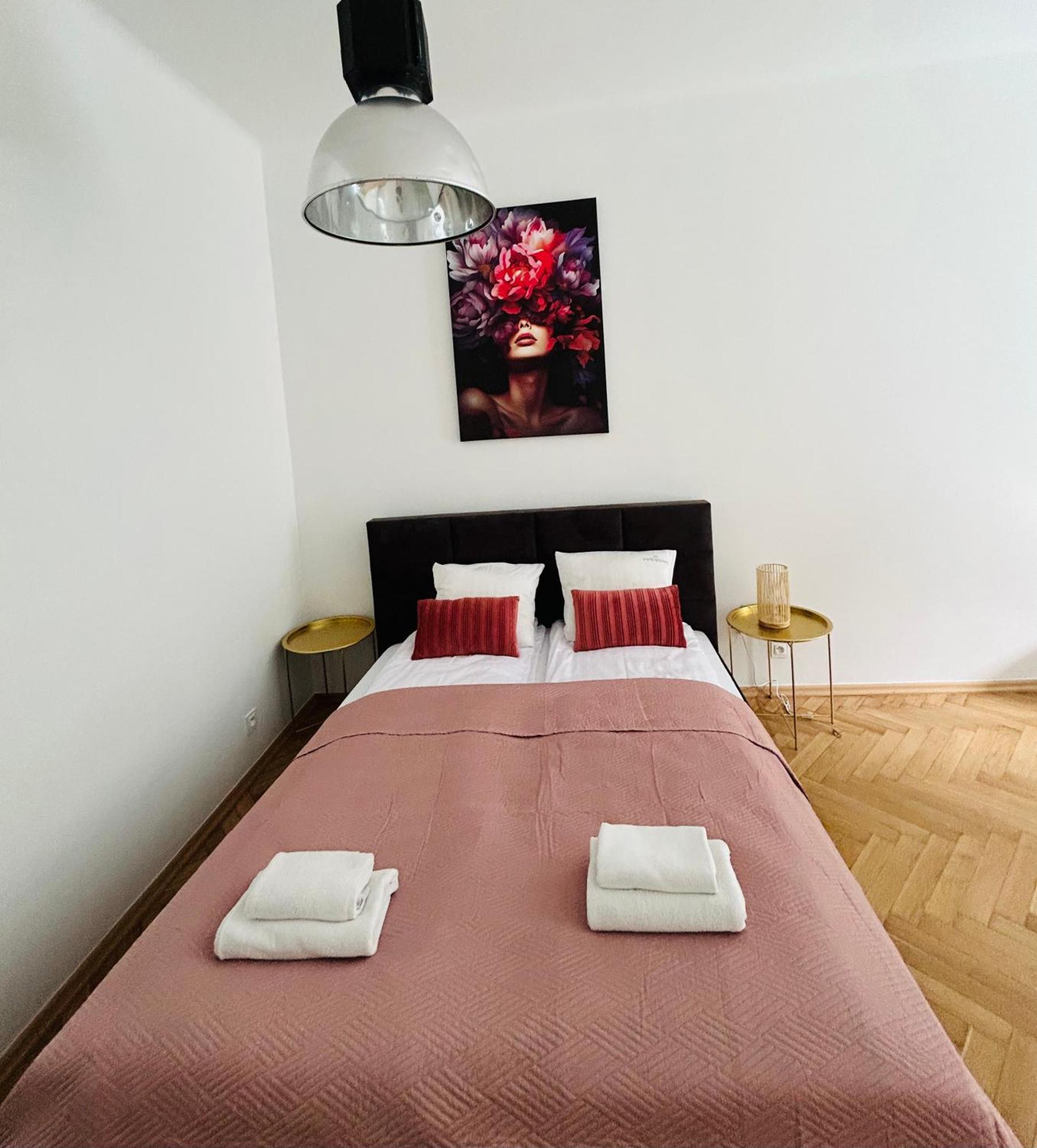 Selected Apartments By Market Square Cracovia Exterior foto