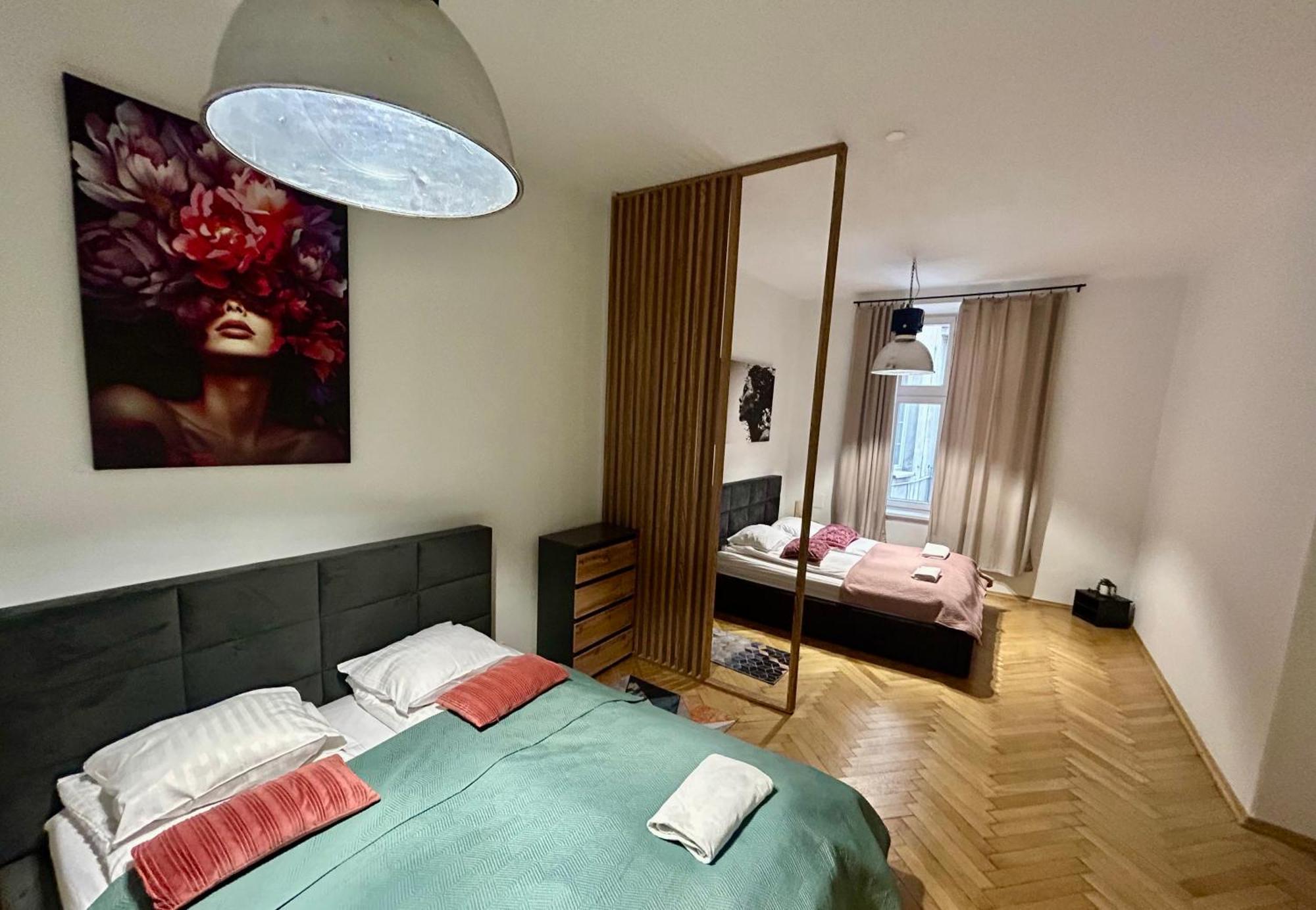 Selected Apartments By Market Square Cracovia Exterior foto